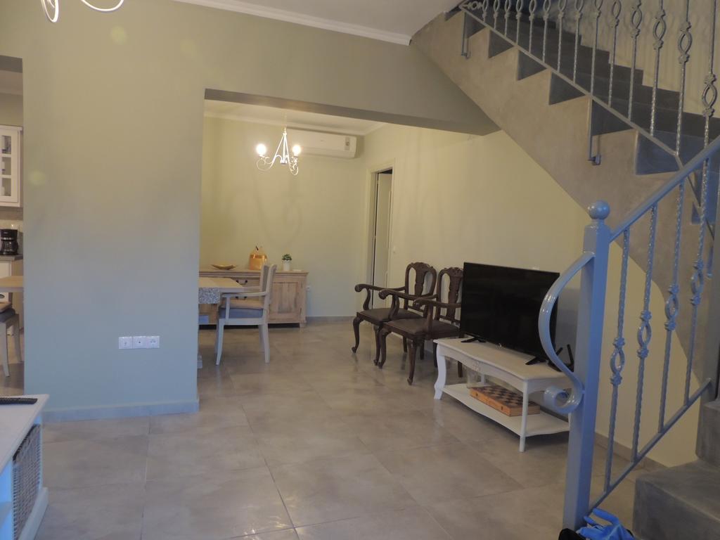 Villa Panorea Geni  ภายนอก รูปภาพ